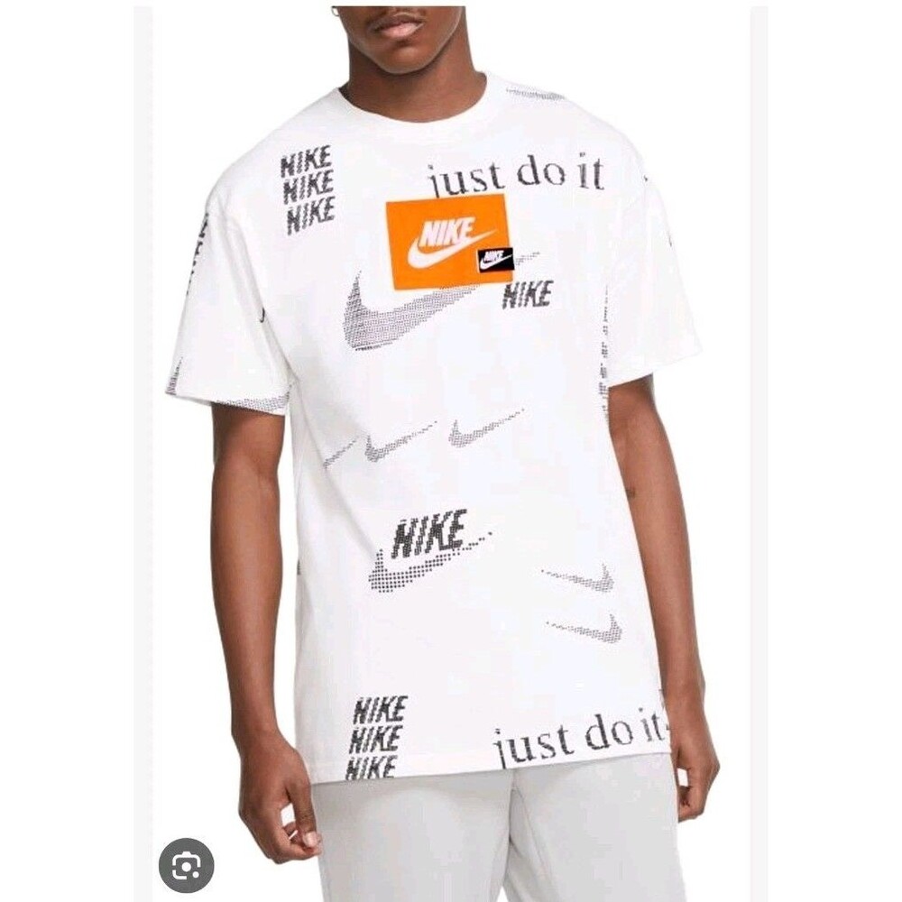Nike Sportswear The Nike Tee Men's White Graphic Logo Heavy Cotton Size M